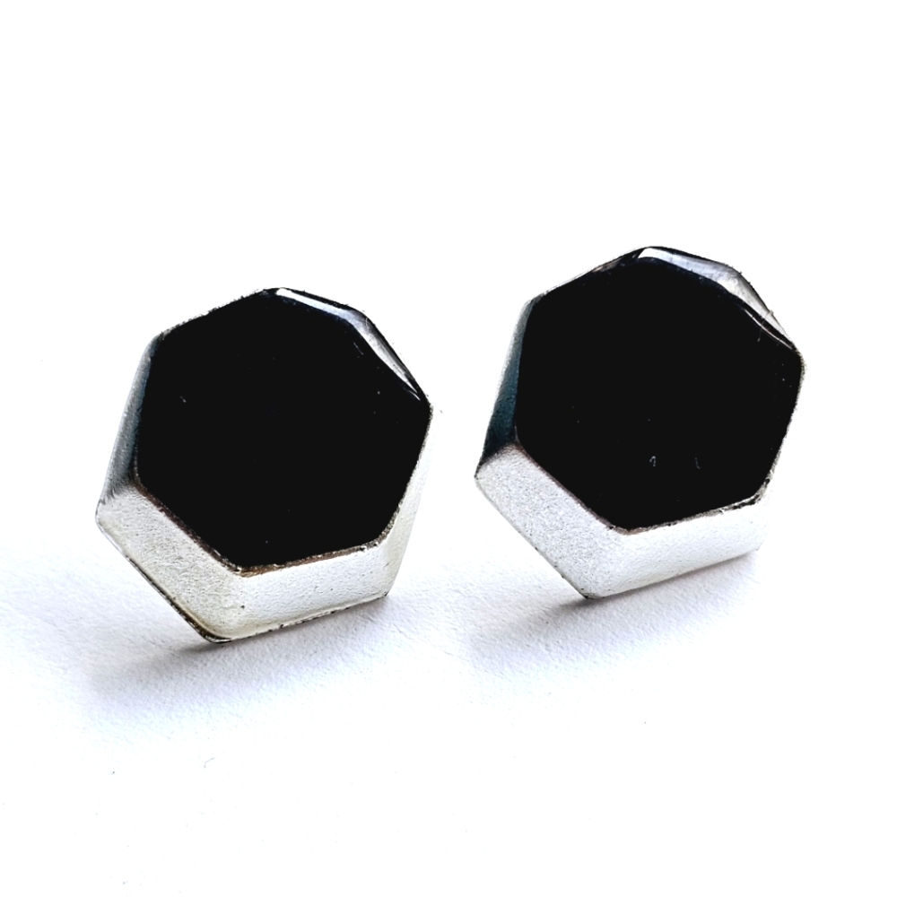 🌟 Vintage Octagon Black Silver Earrings